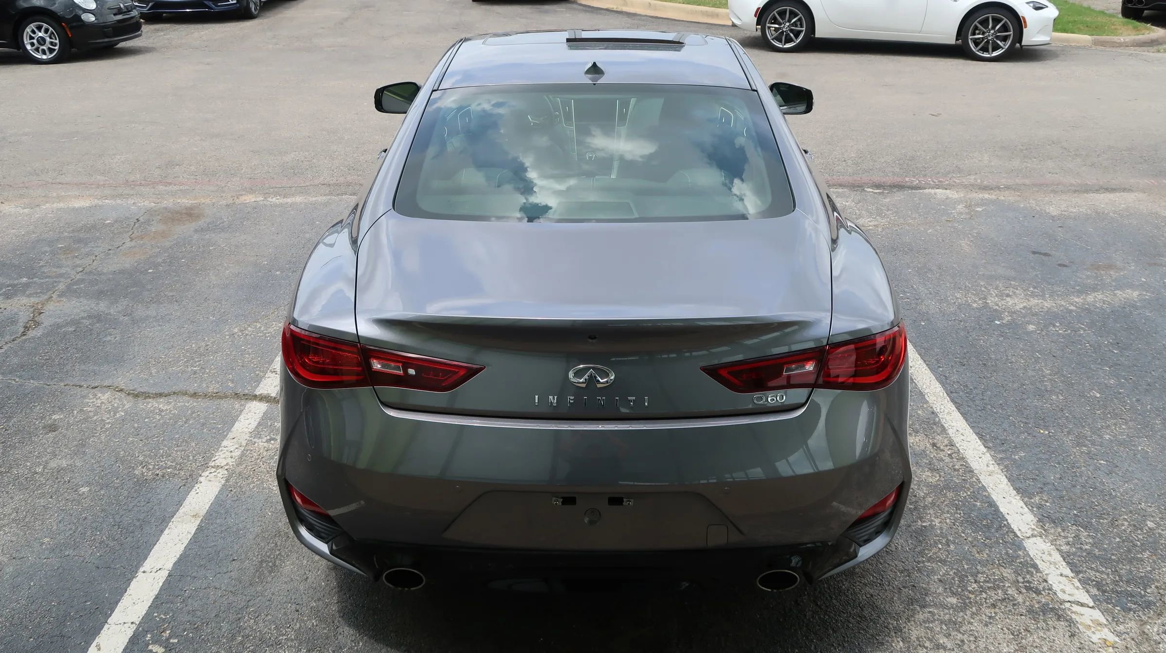 Used 2021 INFINITI Q60 3.0t Luxe w/ Essential Package RWD image 11