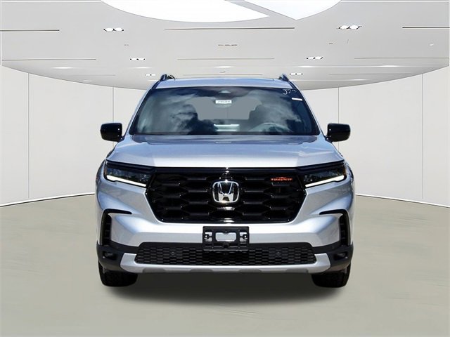 New 2025 Honda Pilot TrailSport image 2