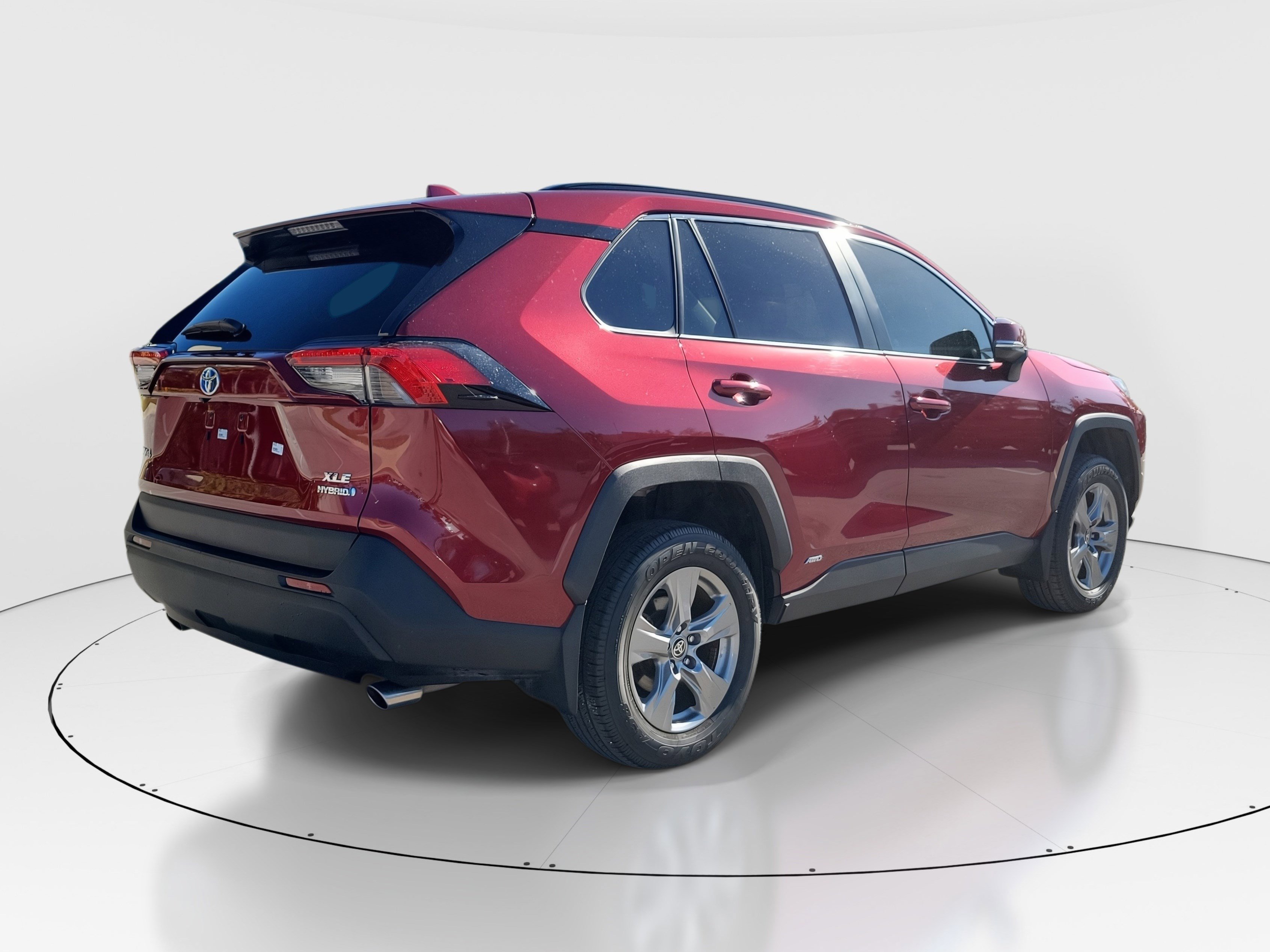 Used 2024 Toyota RAV4 XLE image 3