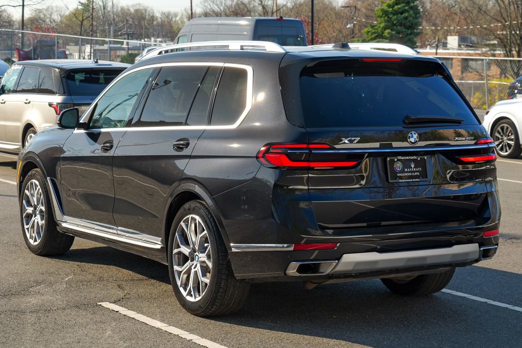 Used 2024 BMW X7 xDrive40i w/ Climate Comfort Package AWD/4WD image 5