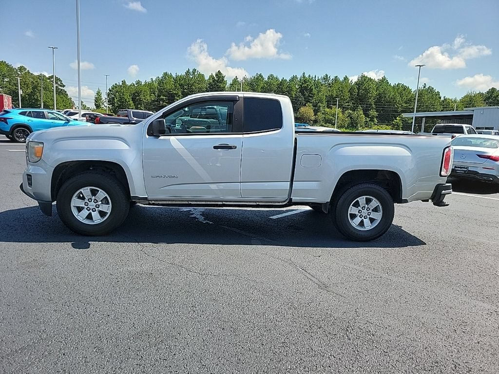 Used 2017 GMC Canyon W/T RWD image 4