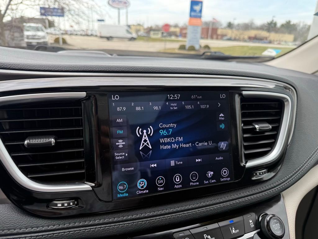 Used 2019 Chrysler Pacifica Limited w/ Advanced Safetytec Group image 12