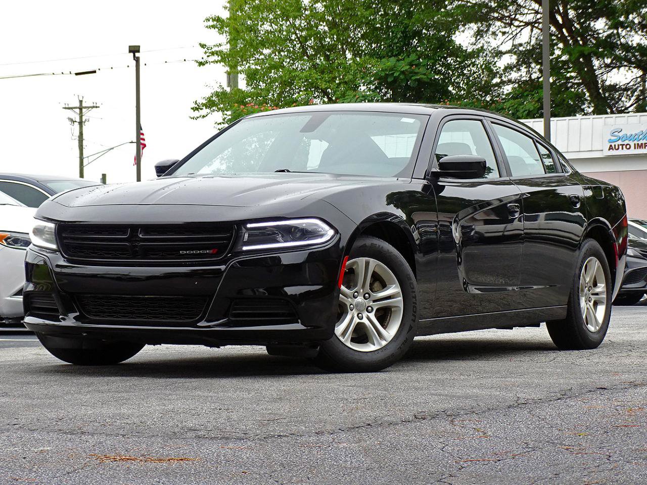 Used 2022 Dodge Charger SXT RWD image 5