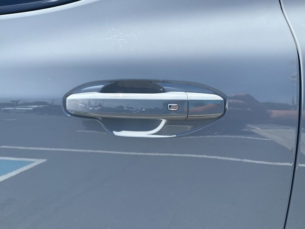 Used 2025 GMC Sierra EV Denali AWD/4WD image 13