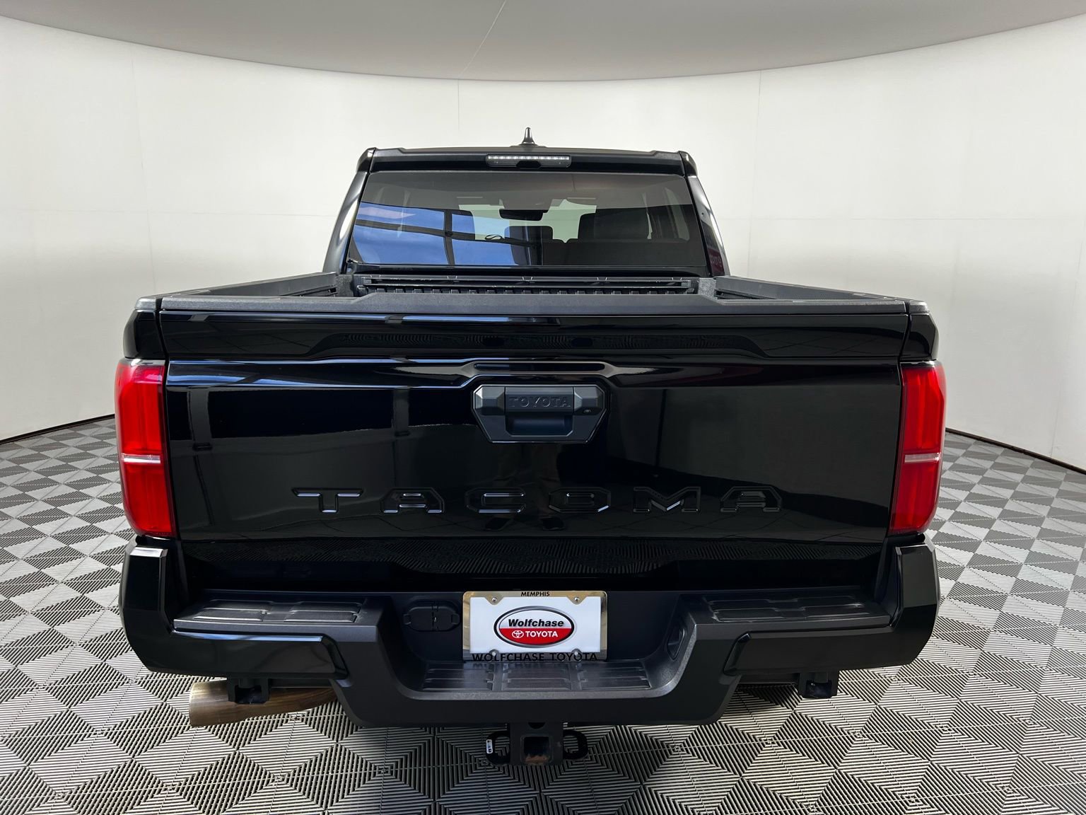 Certified 2024 Toyota Tacoma SR5 image 5