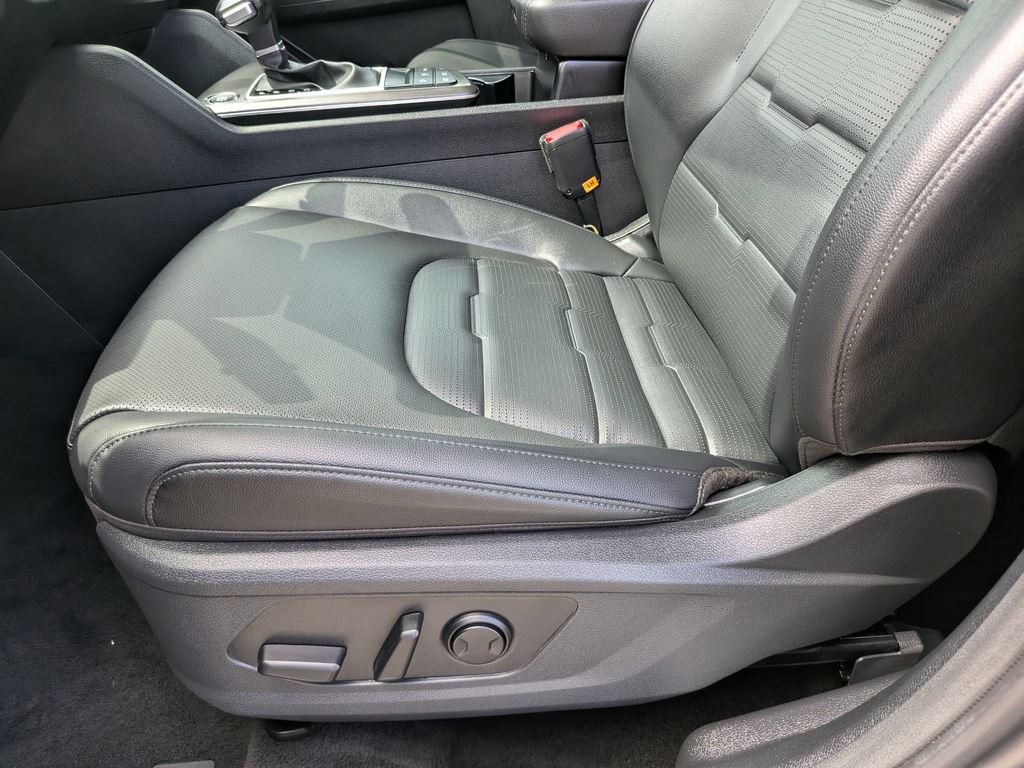 Certified 2026 Kia Sportage SX FWD image 22