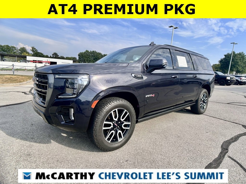 Used 2023 GMC Yukon XL AT4 w/ AT4 Premium Package image 3