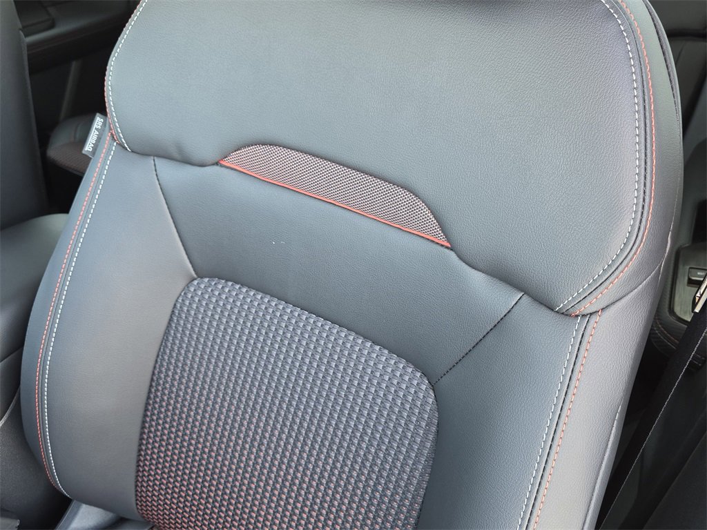 New 2025 Nissan Kicks SR w/ SR Premium Package image 12