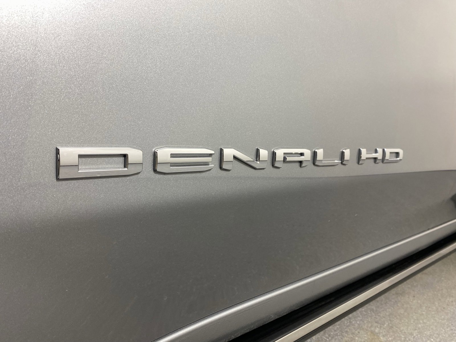 Used 2025 GMC Sierra 3500 Denali w/ Denali Reserve Package image 4