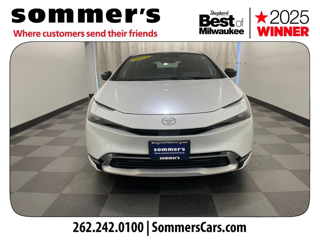 Used 2023 Toyota Prius Prime Premium FWD image 8