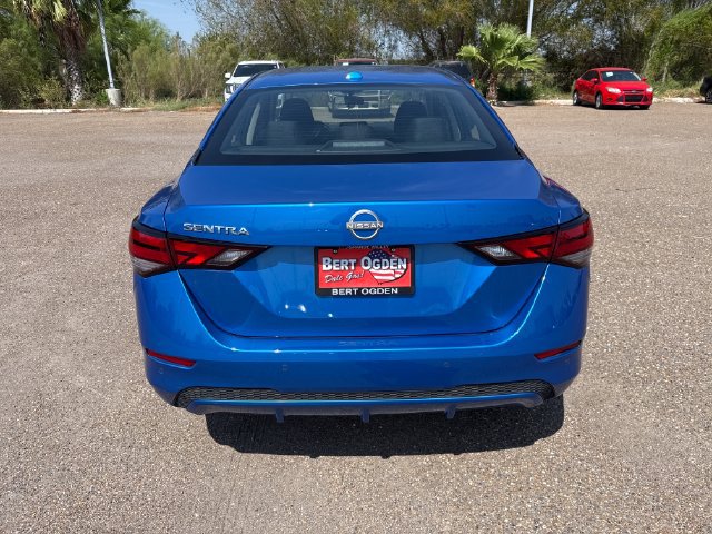 Used 2025 Nissan Sentra SV FWD image 6