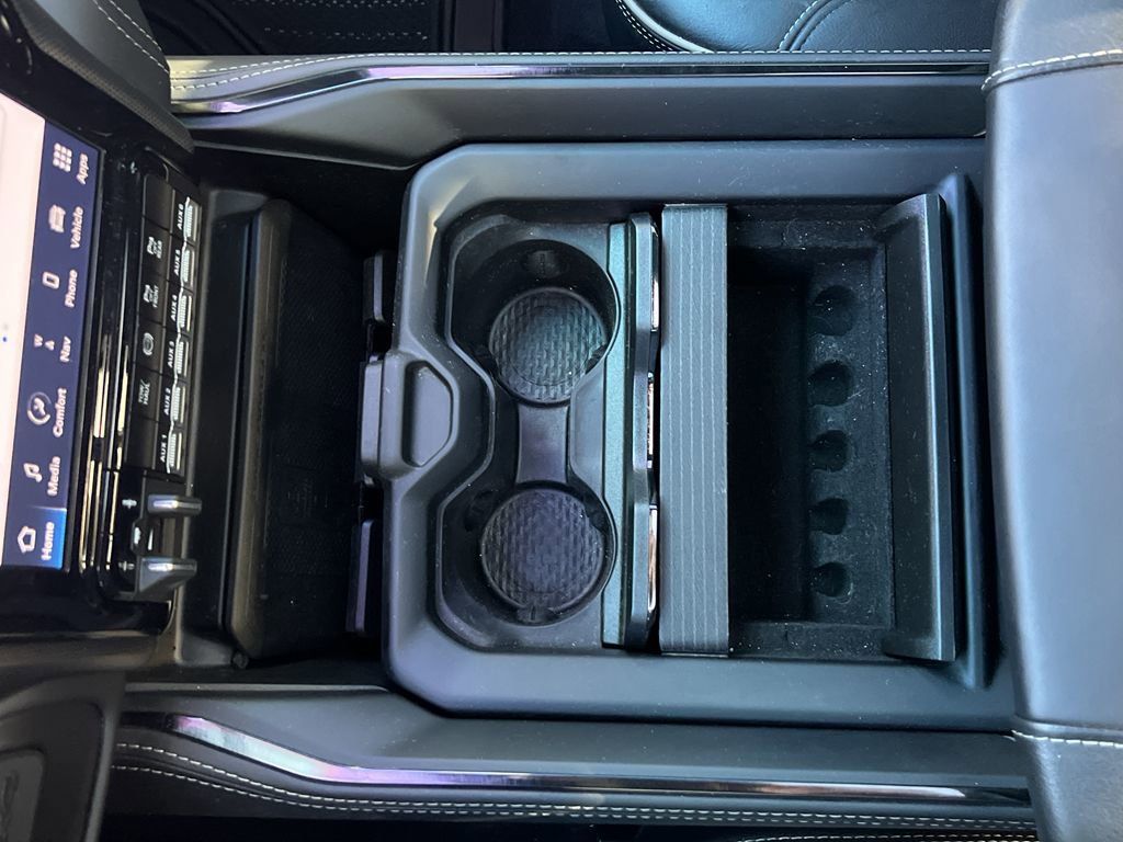 Used 2024 RAM 2500 Limited image 26