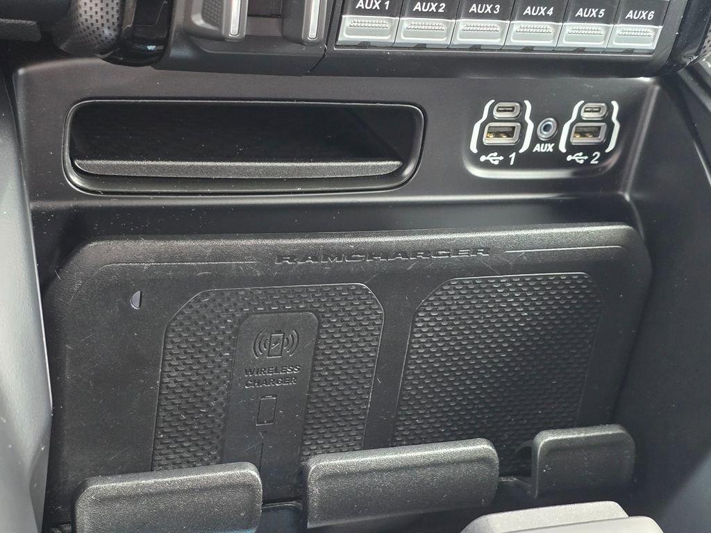 Used 2022 RAM 2500 Limited AWD/4WD image 41