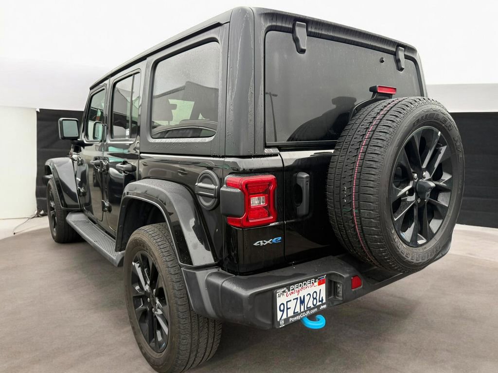 Used 2023 Jeep Wrangler Unlimited Sahara image 2