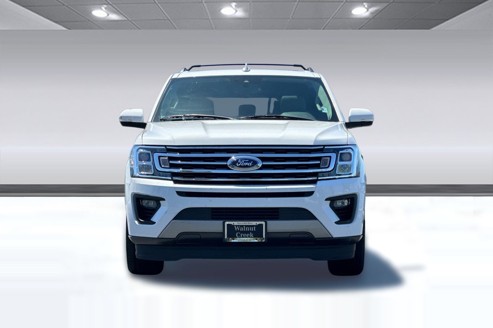 Used 2019 Ford Expedition XLT w/ Equipment Group 202A RWD image 5