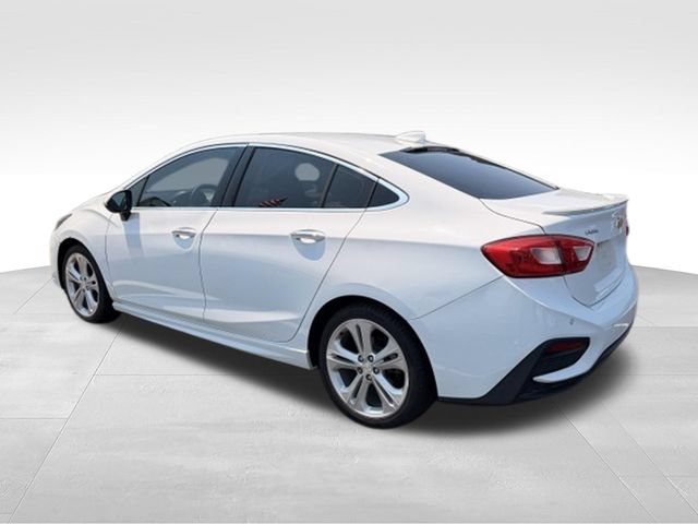 Used 2018 Chevrolet Cruze Premier w/ Premier True North Edition FWD image 7