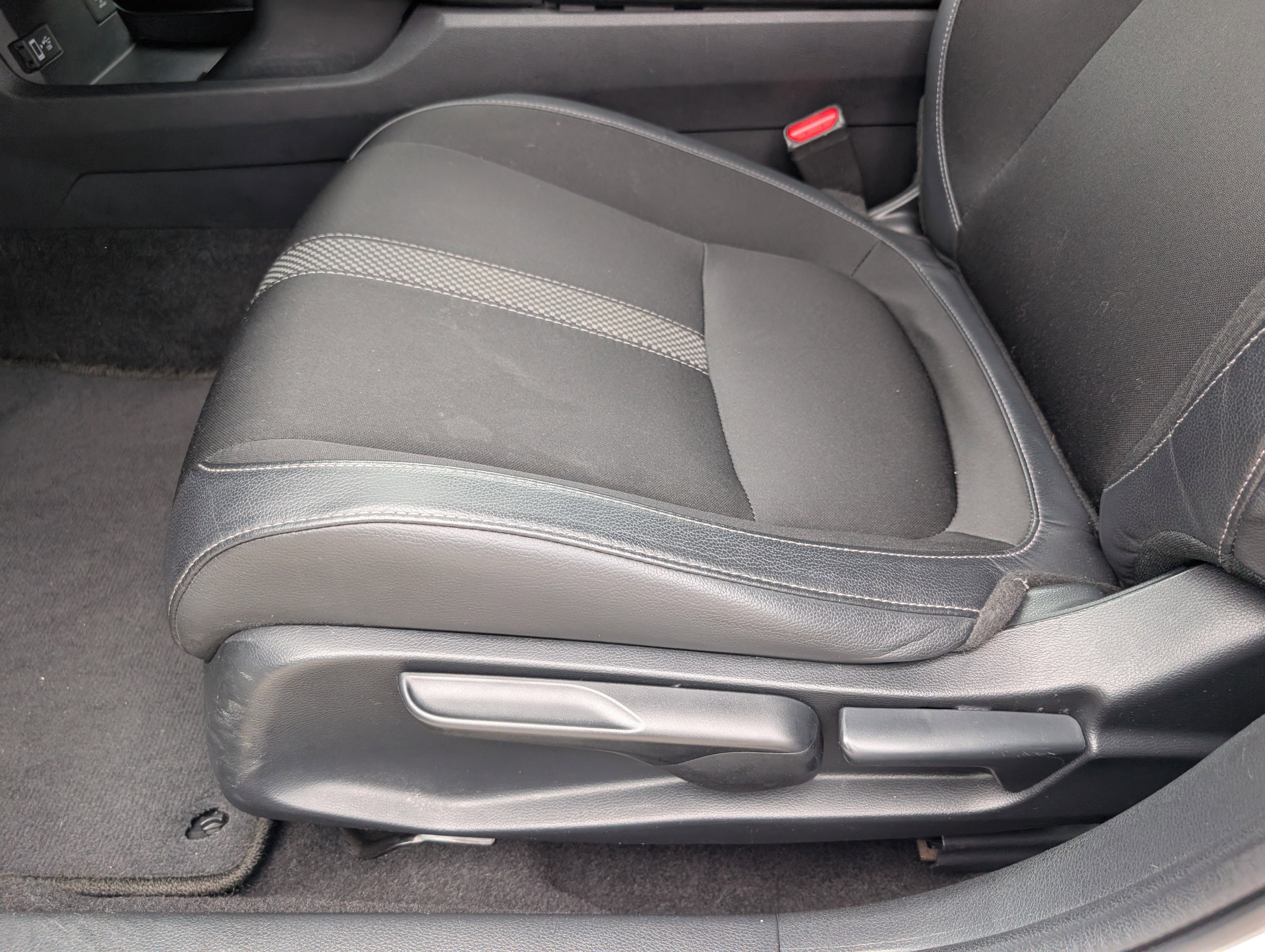 Used 2017 Honda Civic EX image 10
