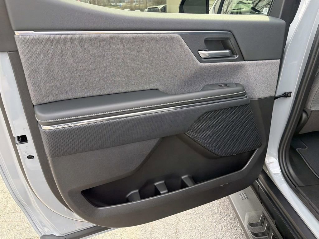 Used 2026 GMC Sierra EV Elevation image 15