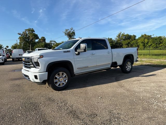 New 2026 Chevrolet Silverado 3500 High Country w/ Technology Package AWD/4WD image 2