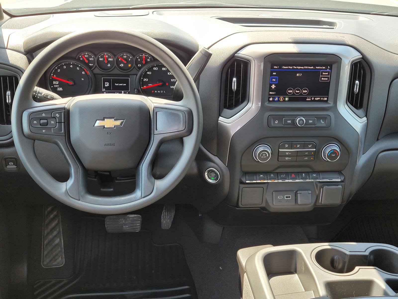 New 2026 Chevrolet Silverado 1500 Custom RWD image 10