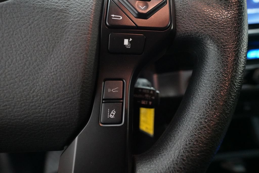 Used 2023 Toyota Tacoma SR AWD/4WD image 19