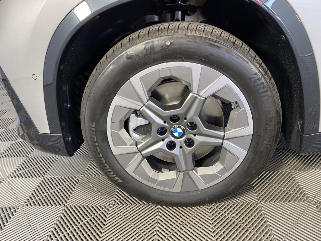New 2026 BMW X1 xDrive28i w/ Convenience Package image 5