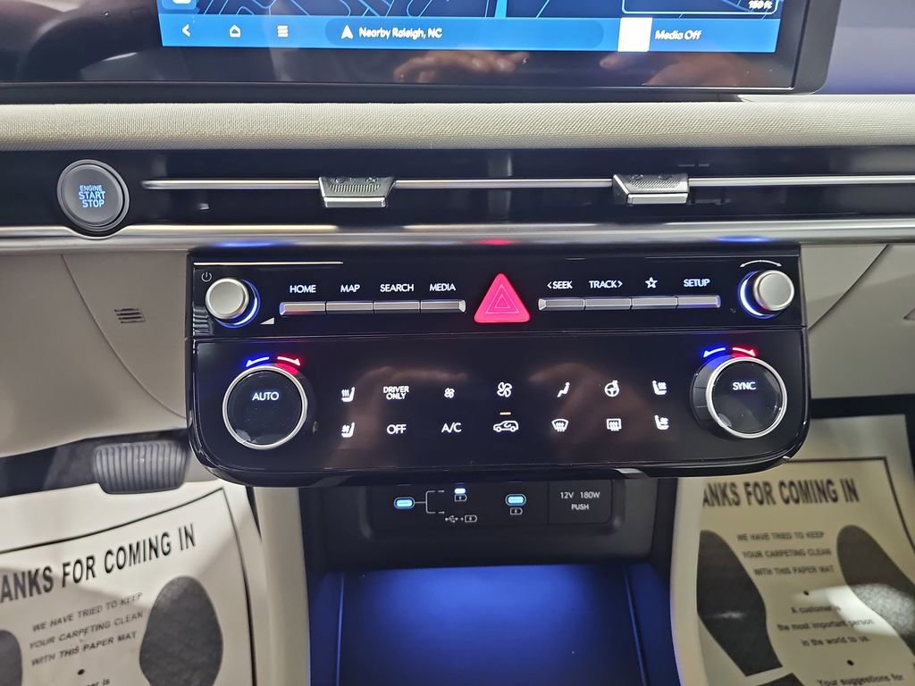 New 2026 Hyundai Tucson Limited image 25