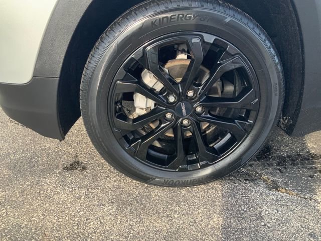 Used 2021 GMC Terrain SLE w/ Driver Convenience Package image 10