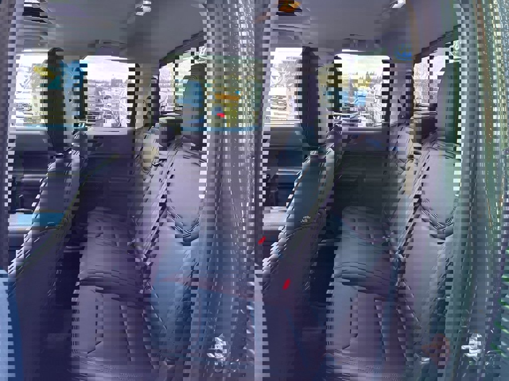 New 2025 Ford Maverick Lariat w/ Black Appearance Package image 23