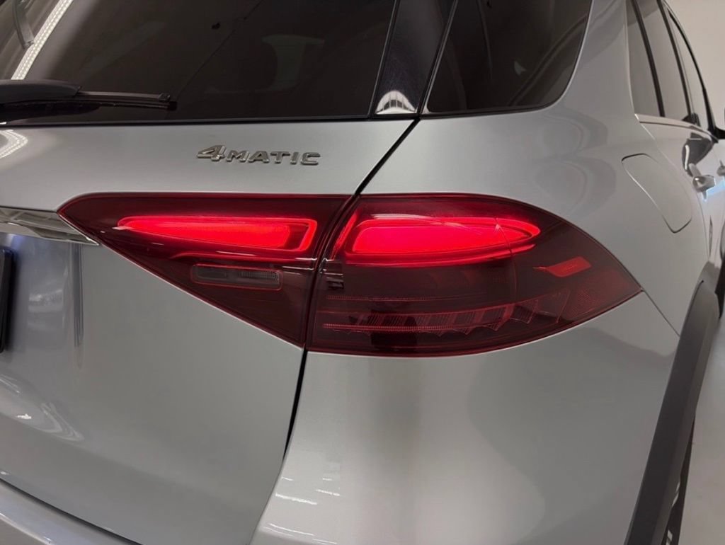 Certified 2025 Mercedes-Benz GLE 450 4MATIC image 10
