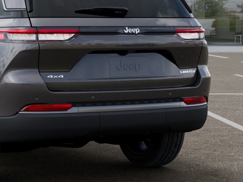 New 2026 Jeep Grand Cherokee Limited w/ Limited Altitude Package AWD/4WD image 14