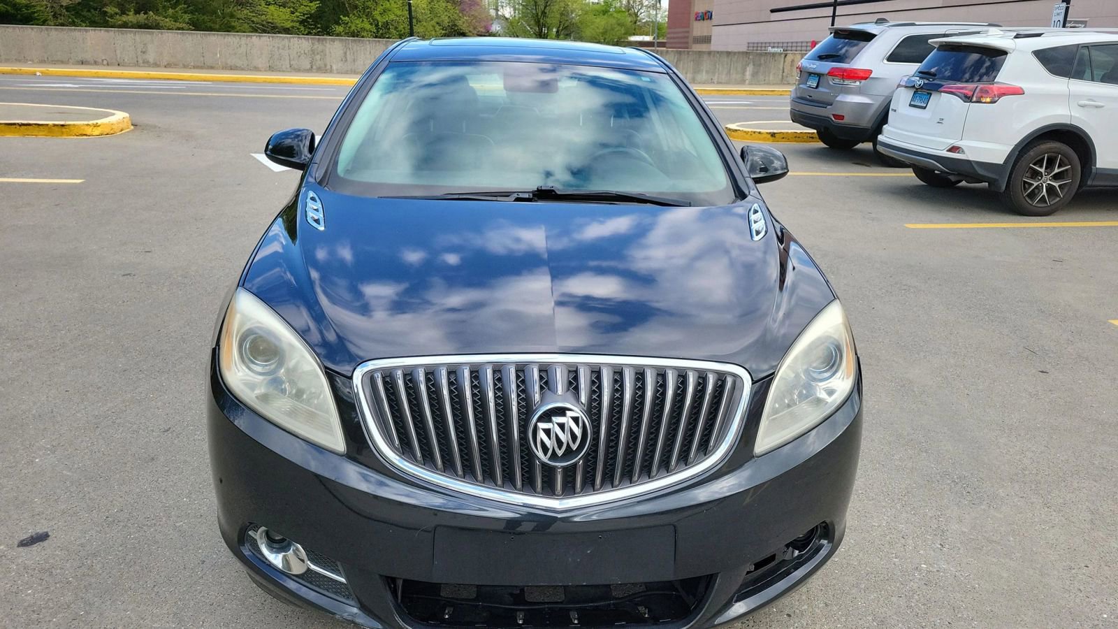 Used 2013 Buick Verano Leather image 2
