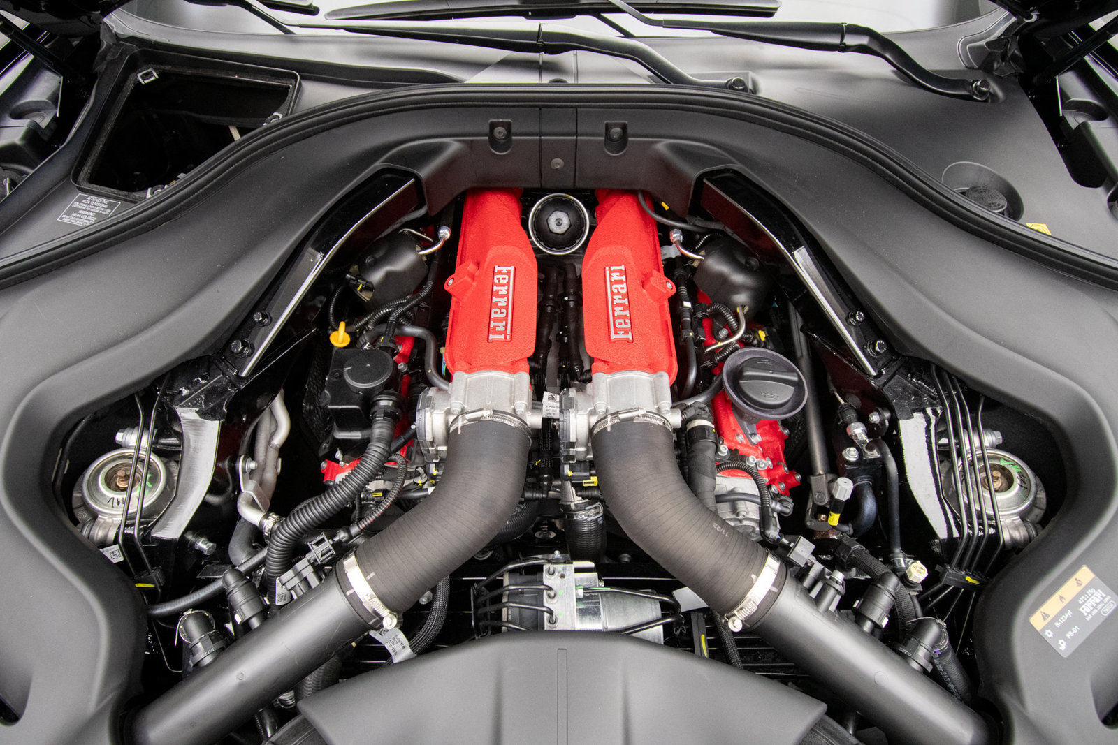 Used 2023 Ferrari Portofino M RWD image 53