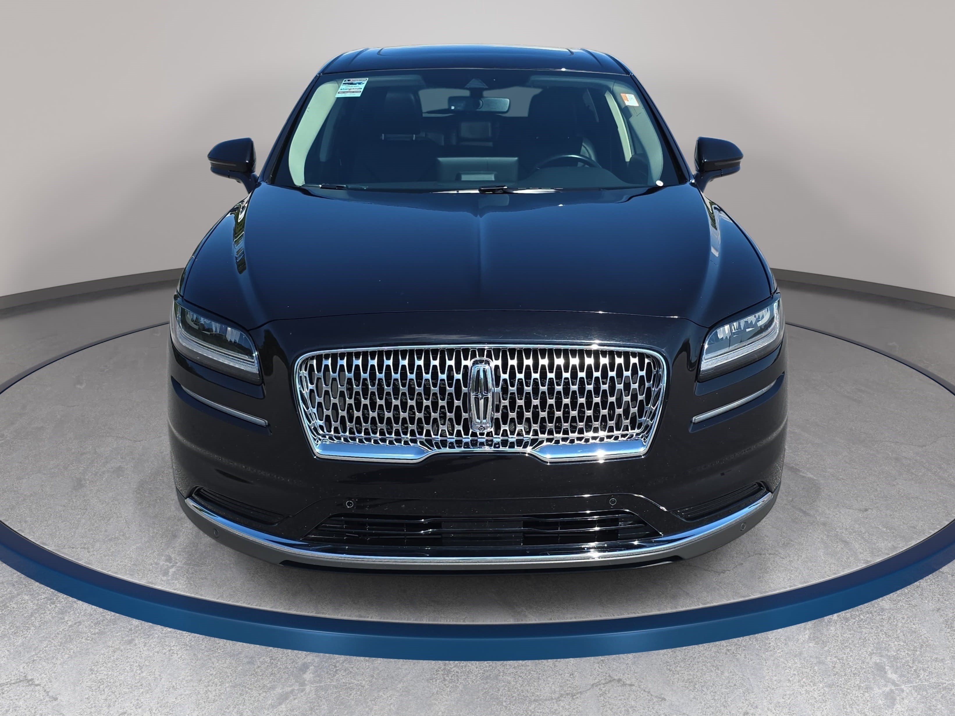 Certified 2023 Lincoln Nautilus Reserve AWD/4WD image 2