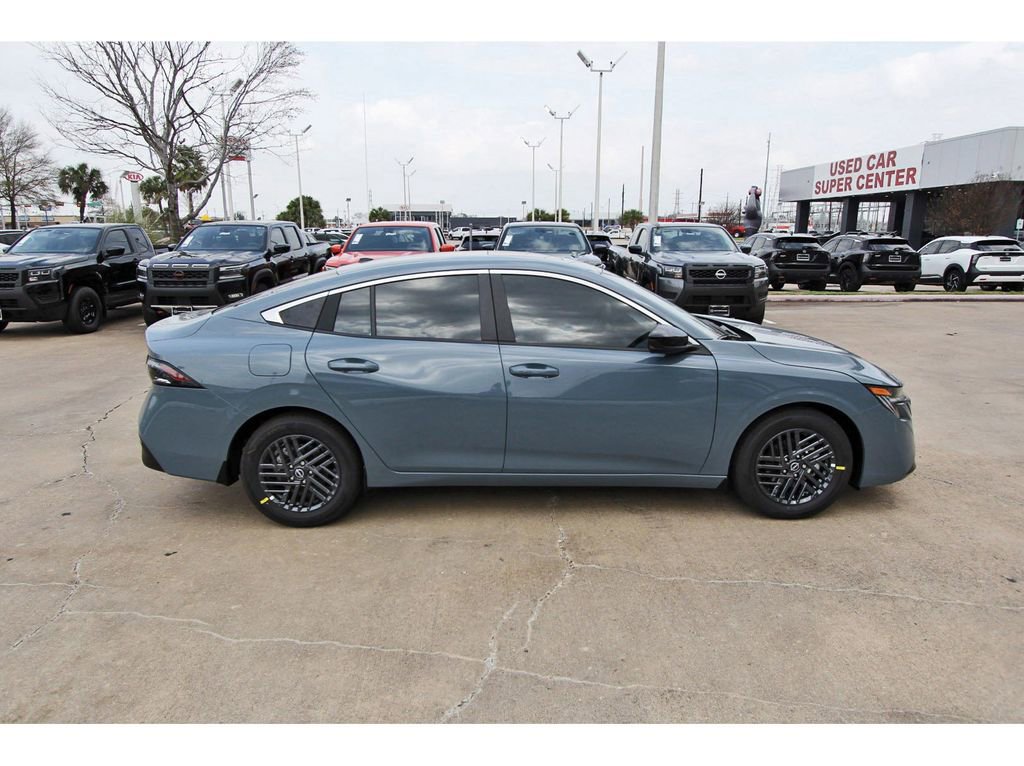New 2026 Nissan Sentra SV w/ SV Convenience Package FWD image 5