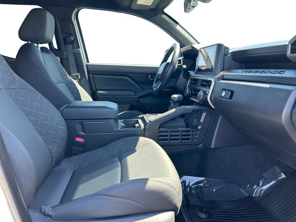 Used 2025 Toyota Tacoma SR RWD image 17