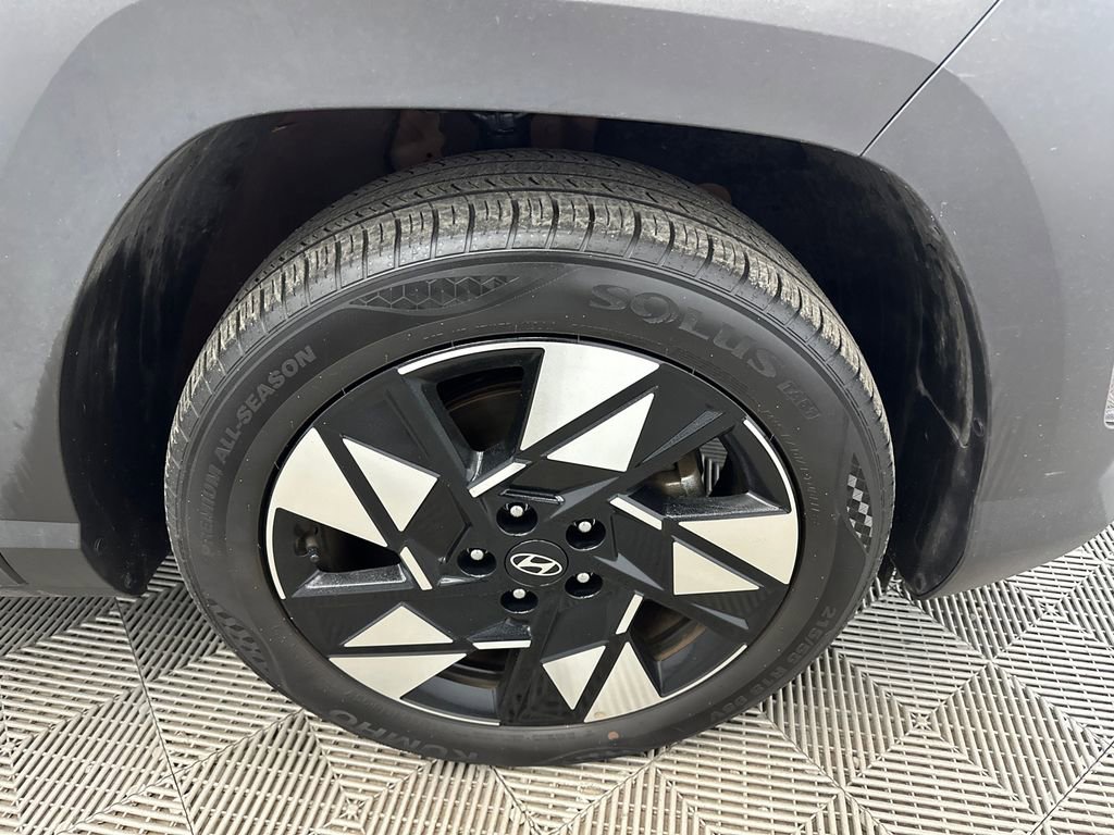 Used 2025 Hyundai Kona SEL image 12