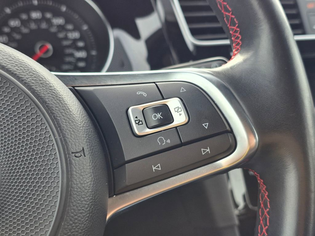 Used 2018 Volkswagen GTI SE w/ SE Leather Package image 31