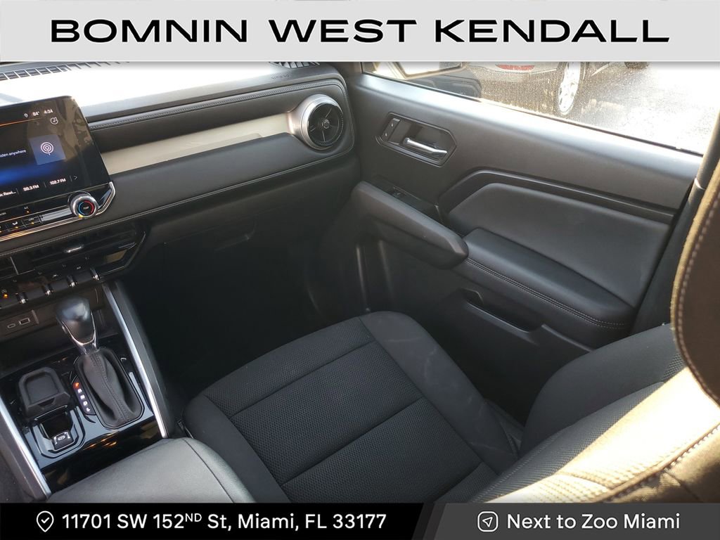 Used 2024 Chevrolet Colorado LT image 12