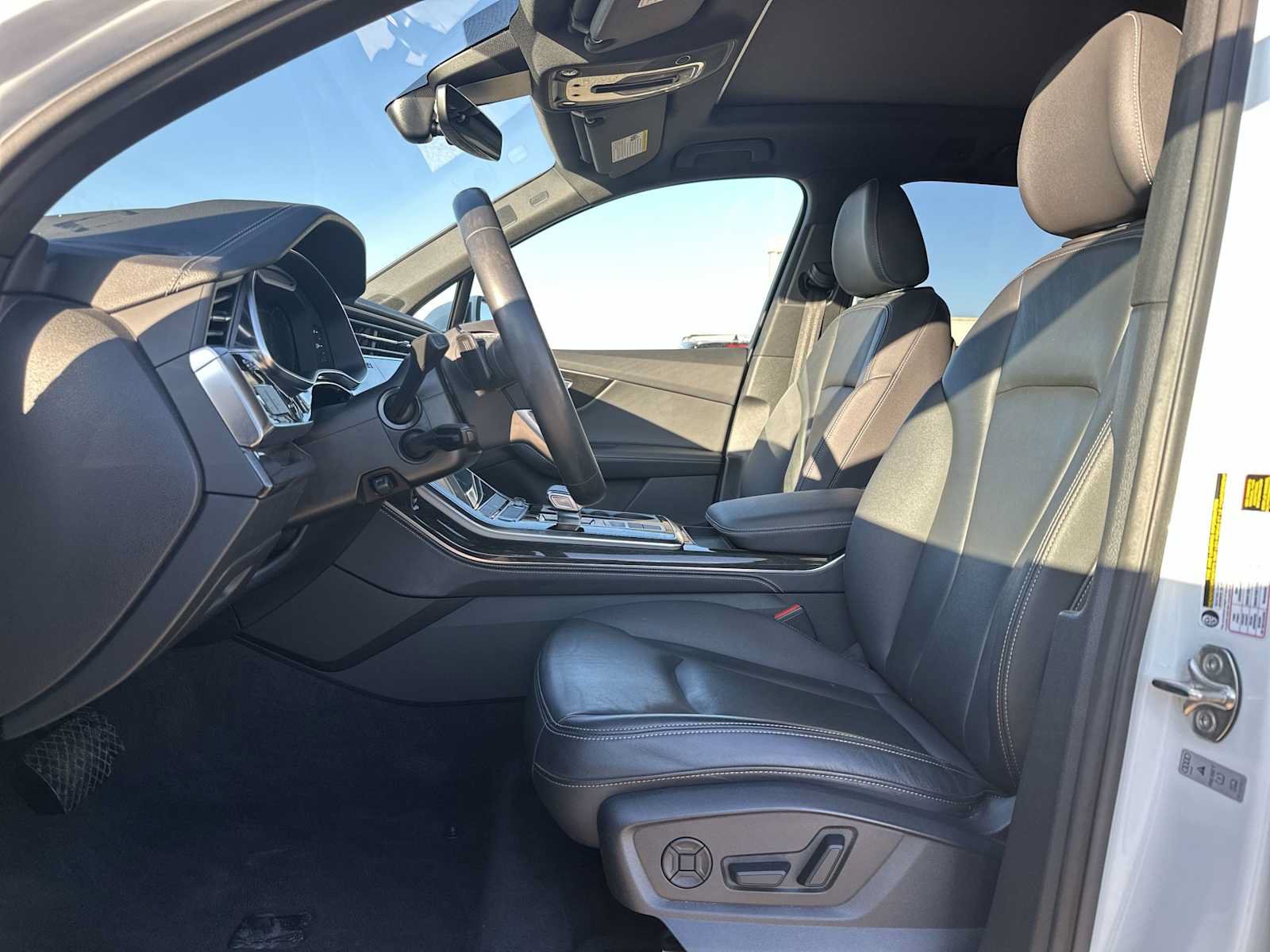Used 2025 Audi Q7 3.0T Premium Plus AWD/4WD image 19