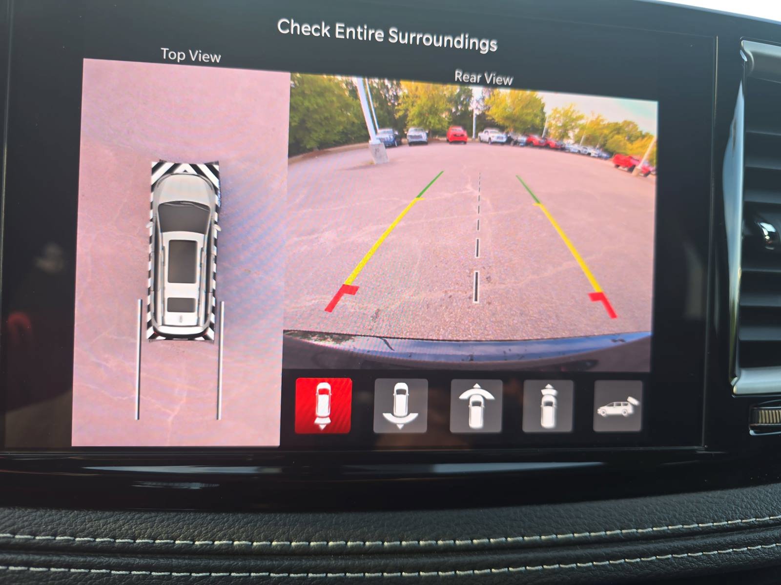 New 2026 Chrysler Pacifica Select FWD image 22