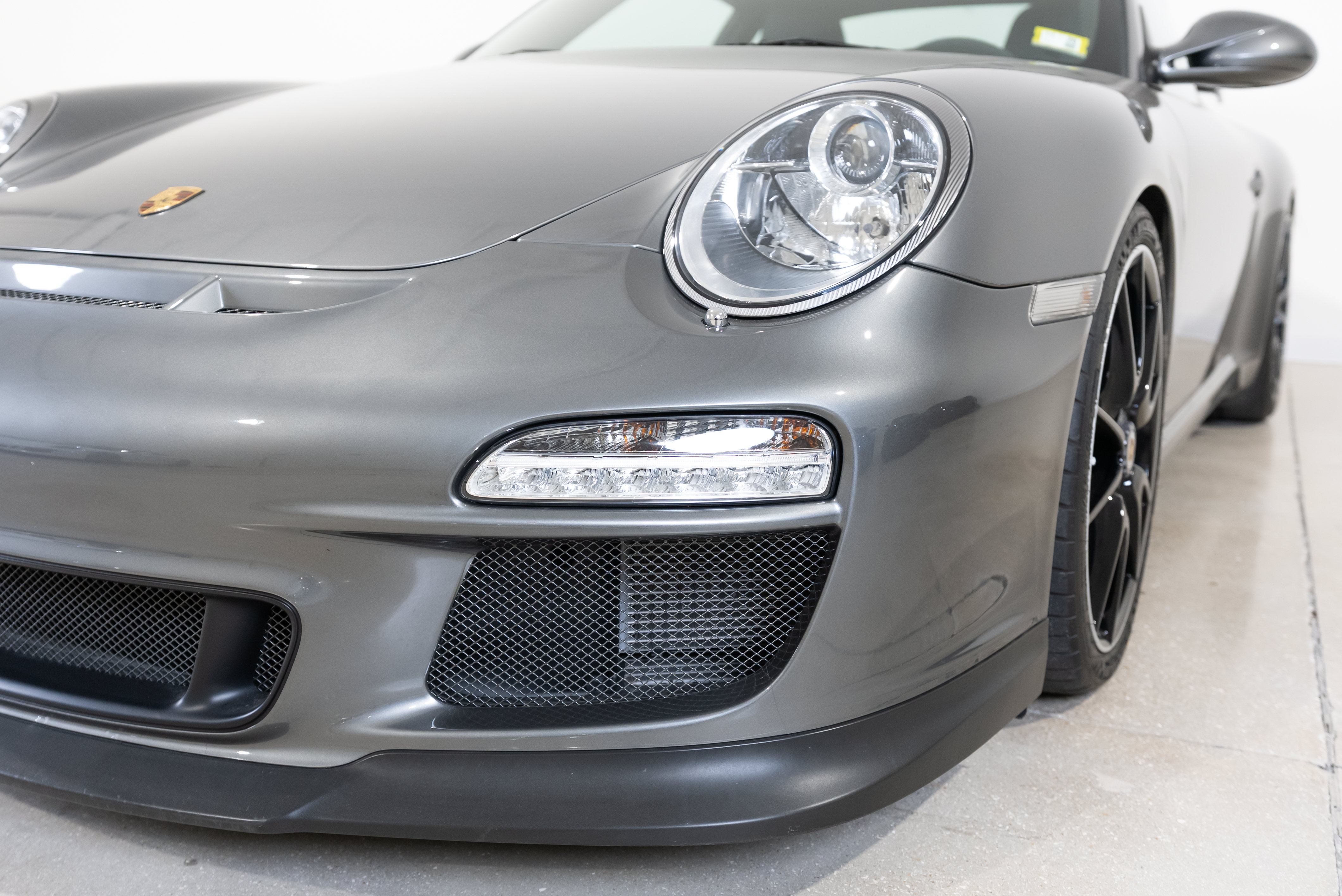Used 2011 Porsche 911 GT3 RWD image 37