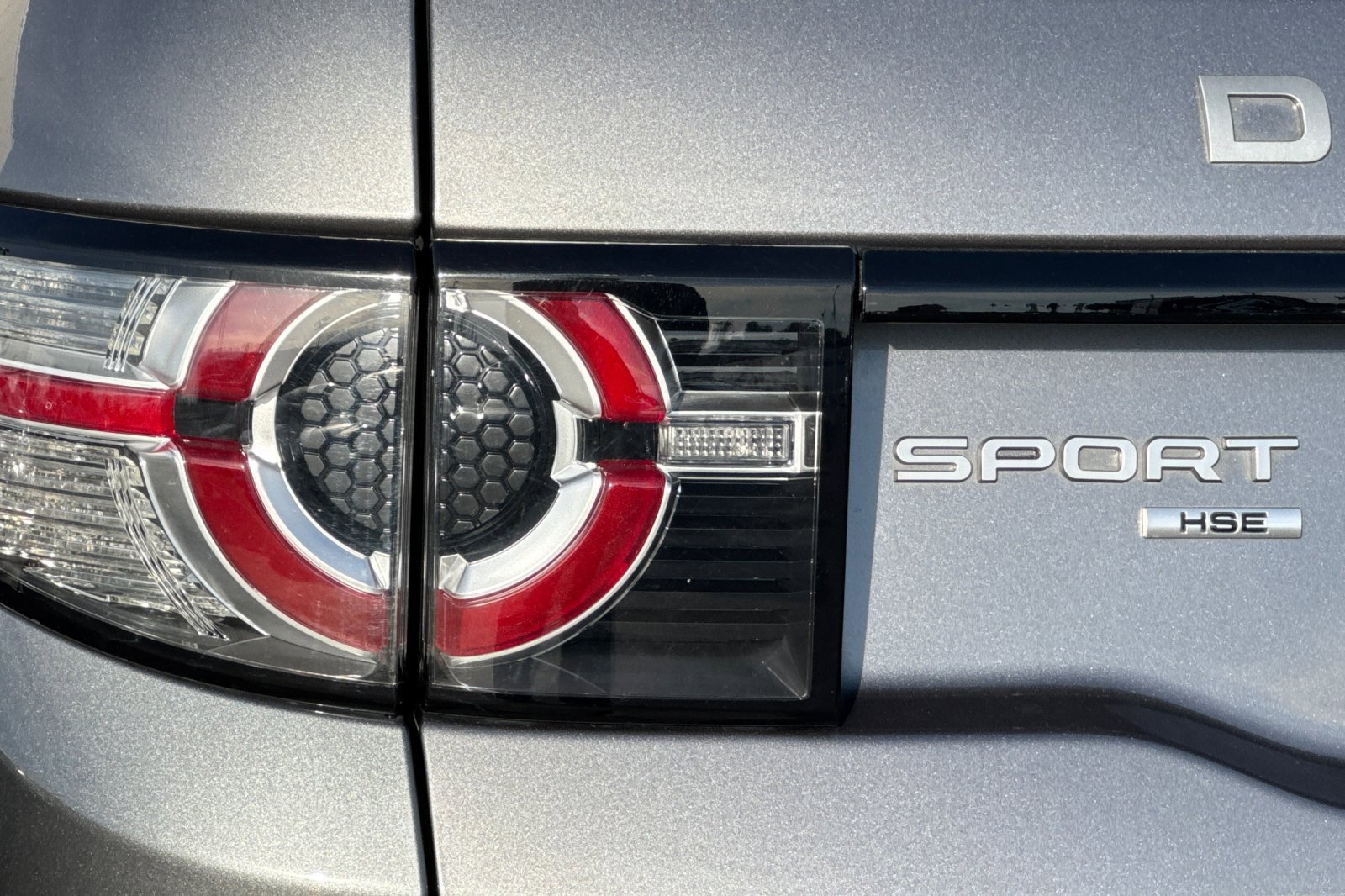 Used 2019 Land Rover Discovery Sport HSE image 26