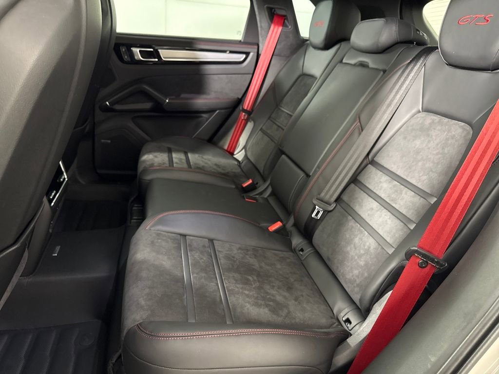 Used 2023 Porsche Cayenne GTS image 11