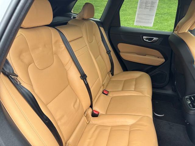 Used 2020 Volvo XC60 T5 Inscription AWD/4WD image 14