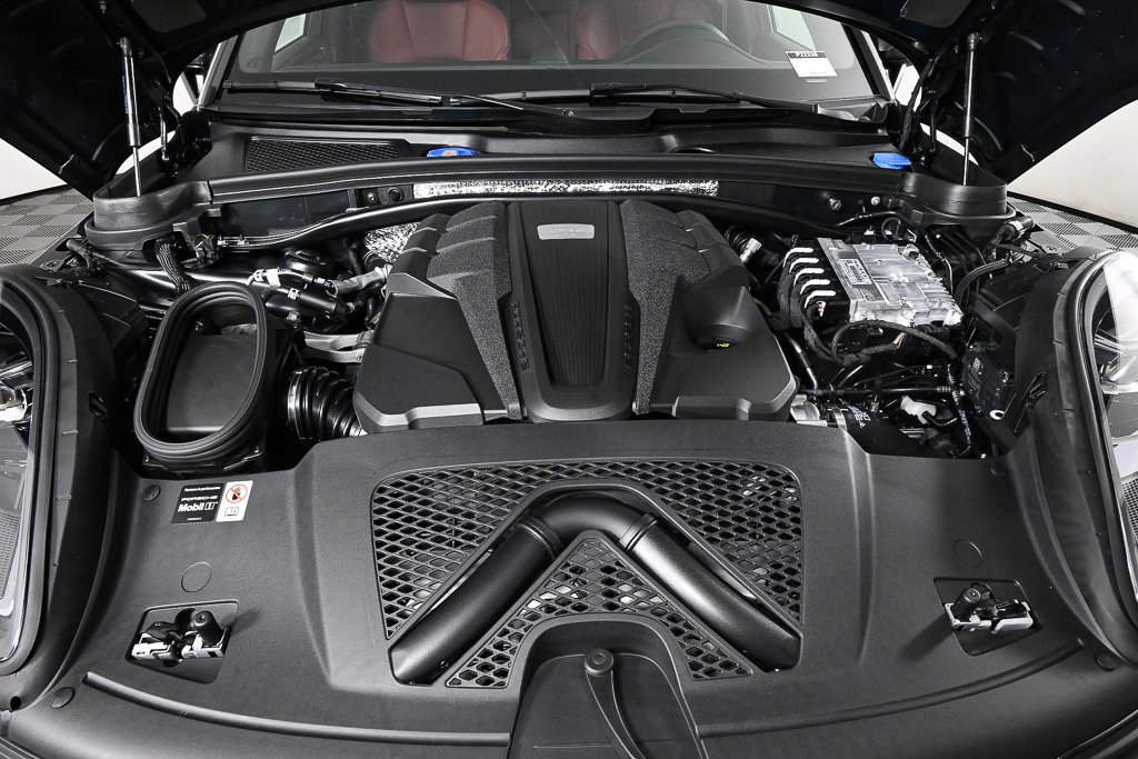 New 2026 Porsche Macan GTS image 39