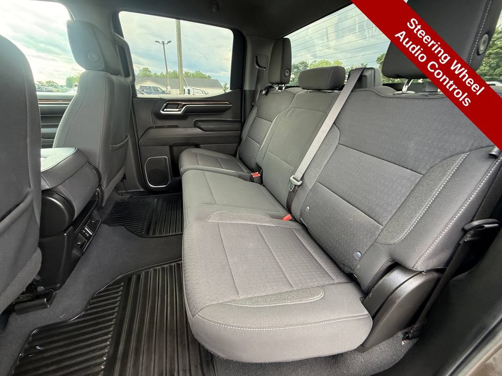 Used 2023 Chevrolet Silverado 1500 LT AWD/4WD image 34