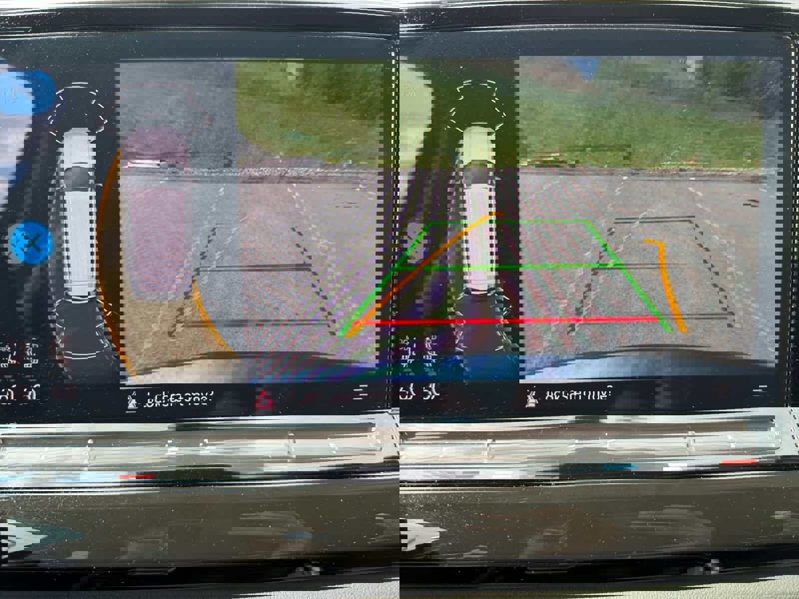 Used 2025 Volkswagen Atlas SE AWD/4WD image 16