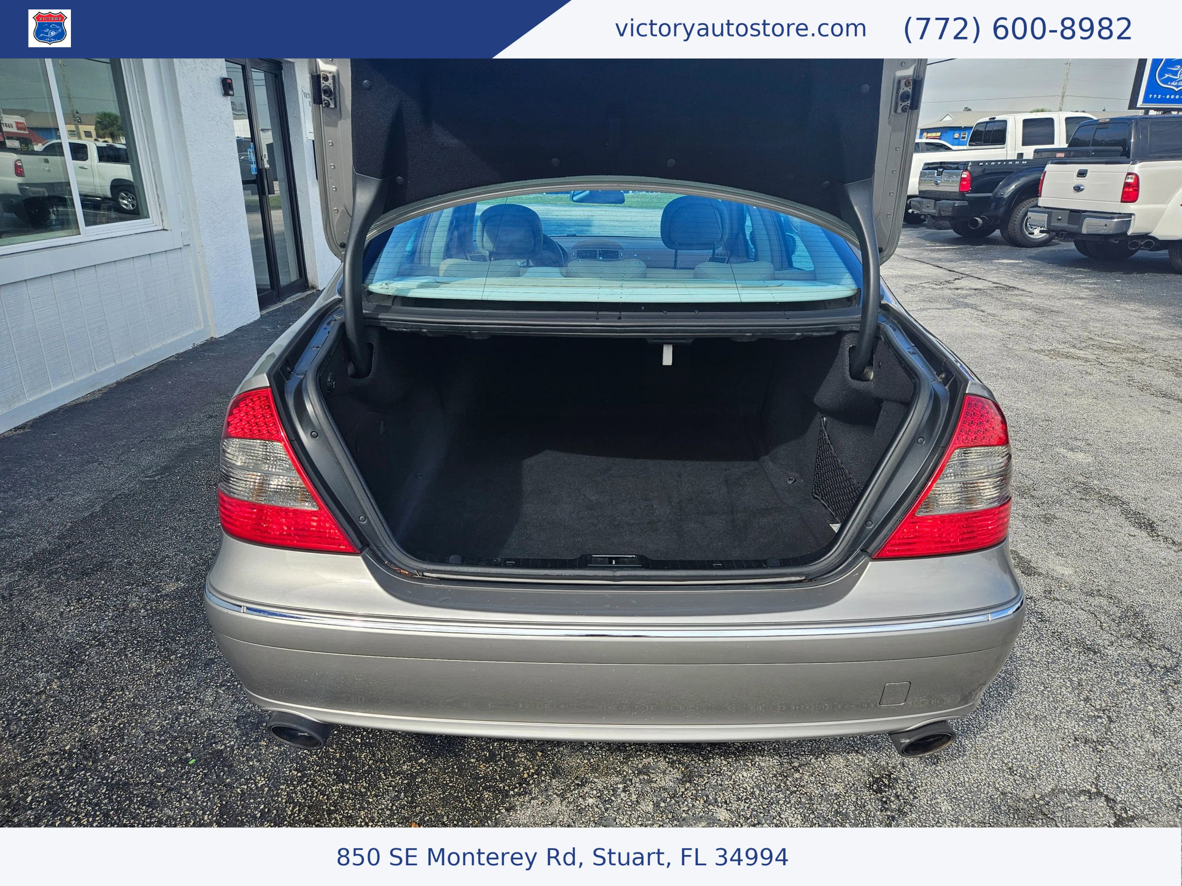 Used 2008 Mercedes-Benz E 350 Sedan image 39