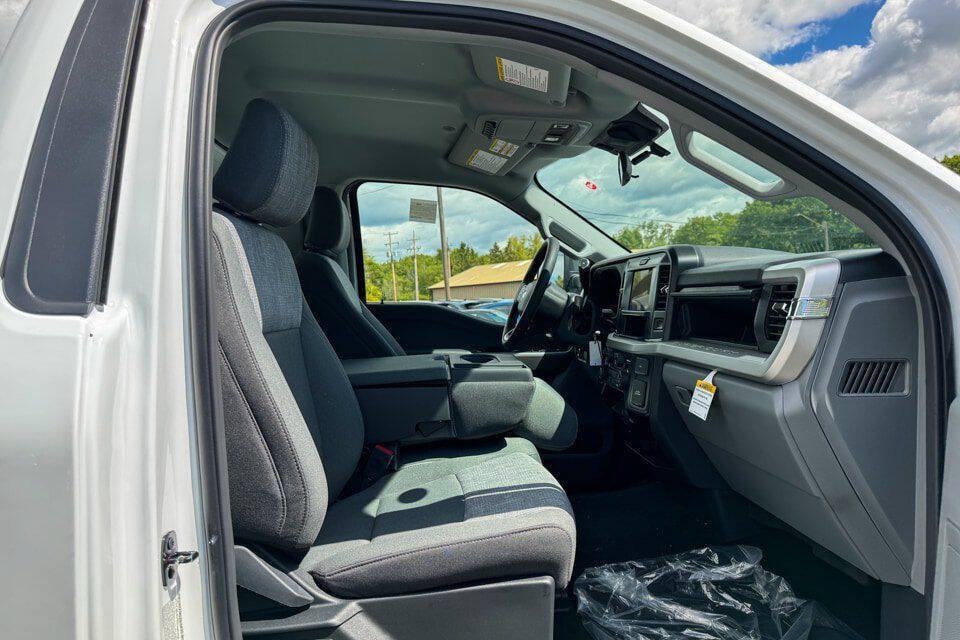 Used 2026 Ford F350 XLT w/ FX4 Off-Road Package AWD/4WD image 14